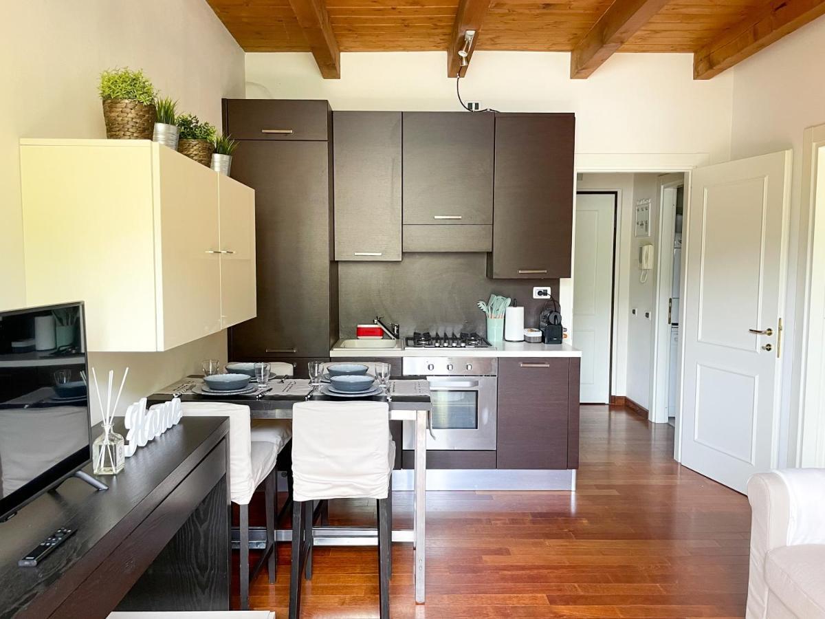 Regina Di Laglio - Free Parking, Garden, Lake View Εξωτερικό φωτογραφία